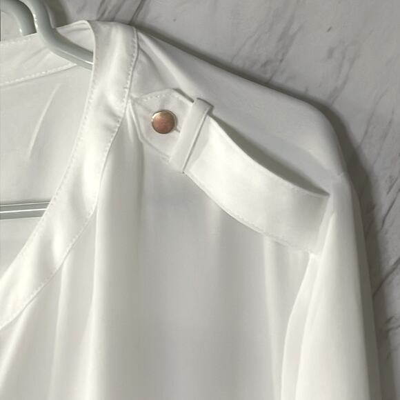 Chico's size 3 {Large } Elegant White Women's Top - Picture 6 of 8